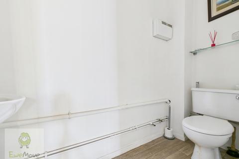 15 Margetts Place, Lower Upnor, Rochester, ME2 4XF