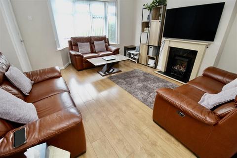 3 bedroom end of terrace house for sale, Drews Lane, Birmingham B8