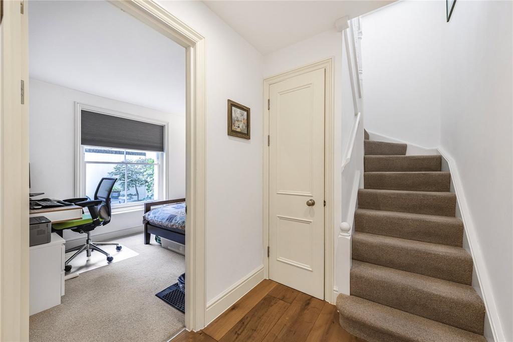 Hallway/Storage