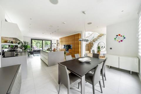 5 bedroom detached house for sale, The Highlands, East Horsley, KT24