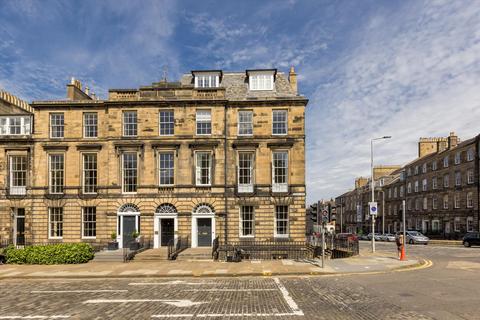 2 bedroom flat for sale, Heriot Row, Edinburgh, EH3