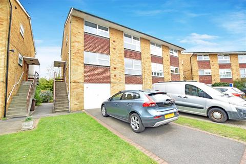 Thistleworth Close, Middlesex