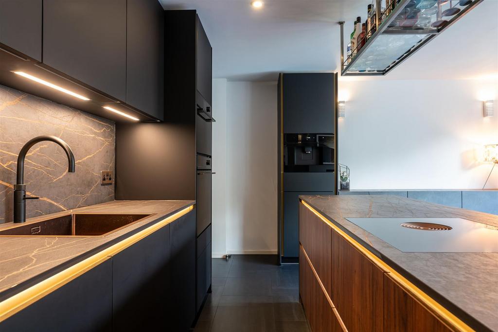 Breakfast Kitchen