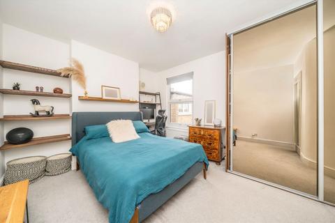 3 bedroom maisonette for sale, Hotham Road, London SW19