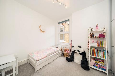 3 bedroom maisonette for sale, Hotham Road, London SW19