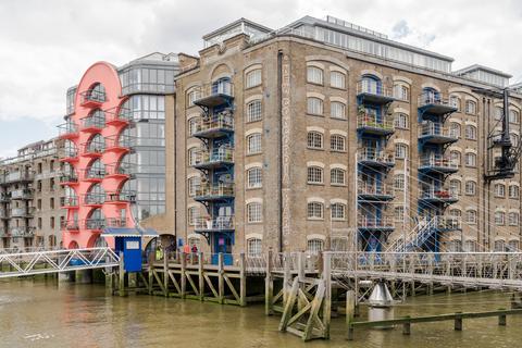 2 bedroom flat for sale, New Concordia Wharf, New Concordia Wharf, London, SE1
