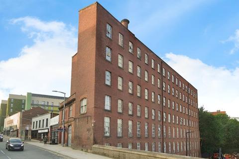 2 bedroom flat to rent, Wellington Road South, Stockport, Greater Manchester, SK3