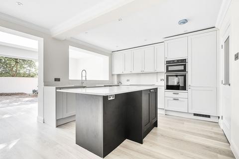 3 bedroom semi-detached house for sale, Latimers Close, Highcliffe, Christchurch, BH23