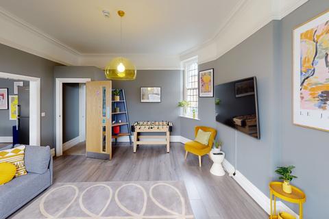 8 bedroom flat to rent, STUDENT HMO Superb Location, GORGEOUS Apartment 1, Richmond Halls, Crwys Road, Cardiff, CF24 4NA