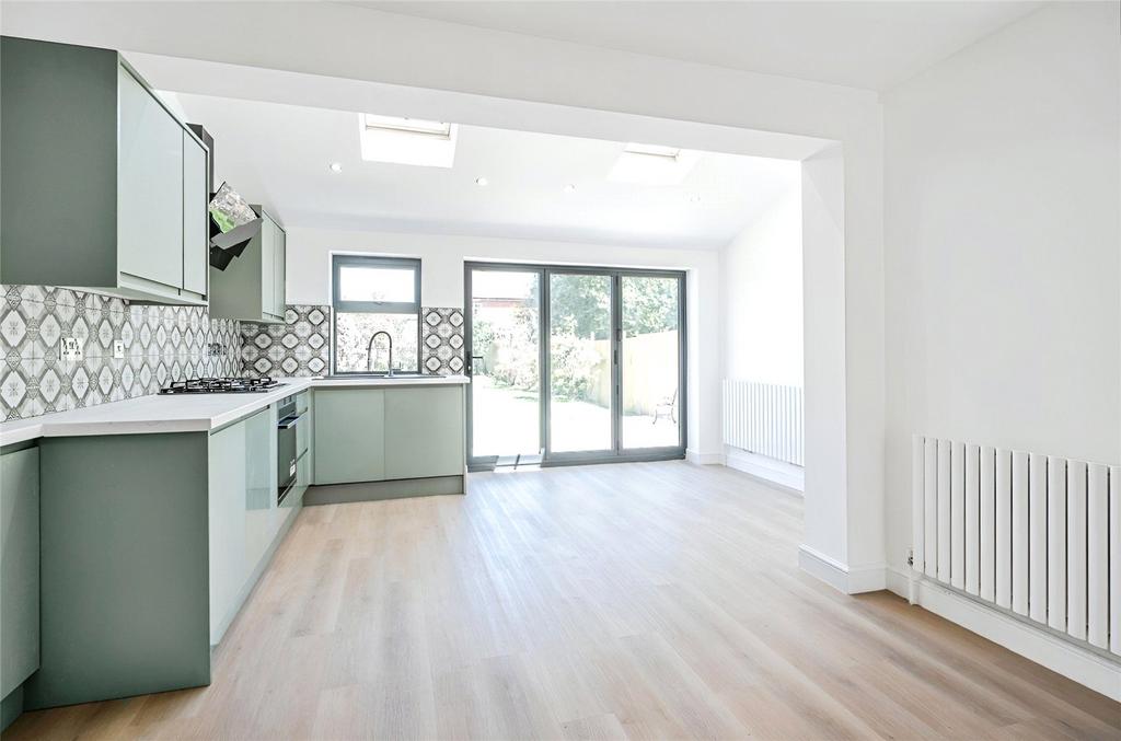 Kitchen 1