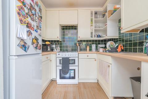 4 bedroom semi-detached house to rent, Somerset Road, Kingston upon Thames, KT1
