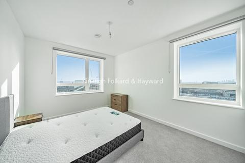 2 bedroom flat to rent, Tide Street, Barking, IG11