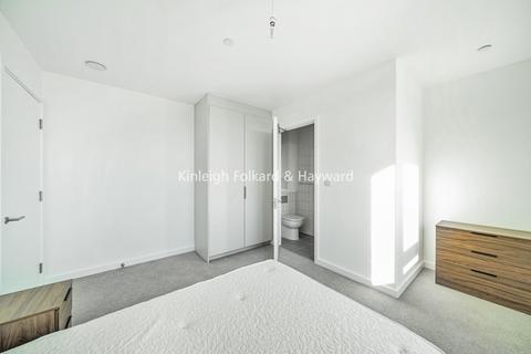 2 bedroom flat to rent, Tide Street, Barking, IG11