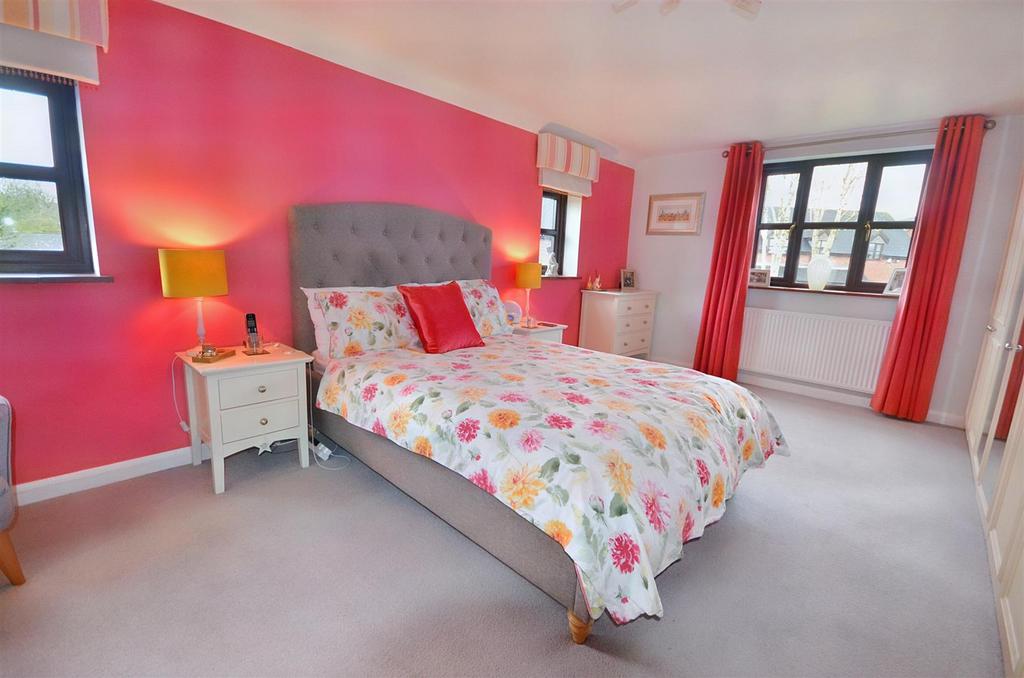 Main Bedroom