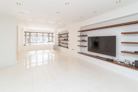 6 bedroom detached house for sale, Edgwarebury Lane, Edgware, HA8