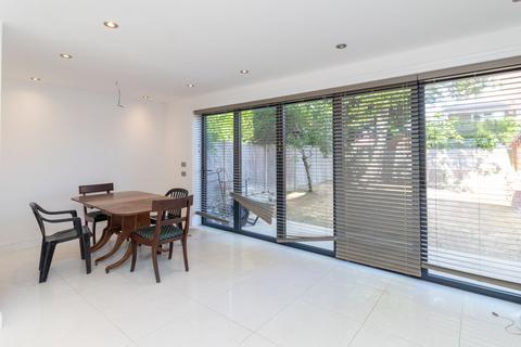 6 bedroom detached house for sale, Edgwarebury Lane, Edgware, HA8