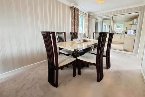 3 bedroom detached house for sale, Cheltenham Road, Bradford BD2