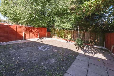 1 bedroom in a house share to rent, Tyndall walk, Woodgate