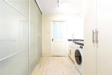 3 bedroom terraced house for sale, Gayford Road, London W12