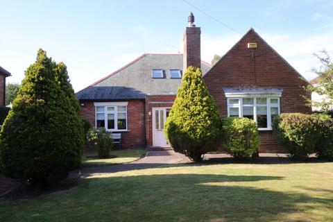 4 bedroom detached bungalow for sale, 204 Darras Road, Ponteland, Newcastle upon Tyne NE20 9AJ