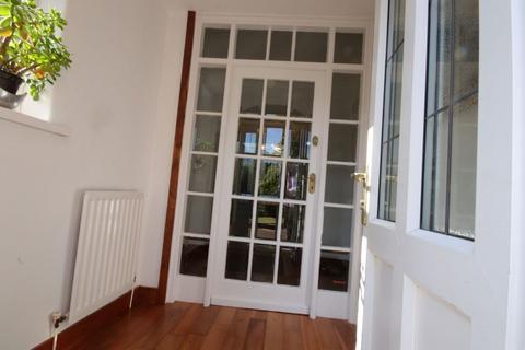 4 bedroom detached bungalow for sale, 204 Darras Road, Ponteland, Newcastle upon Tyne NE20 9AJ