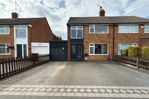 3 bedroom semi-detached house for sale, Dunstable, Bedfordshire LU5