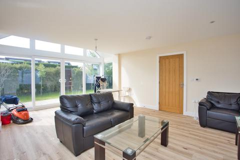 2 bedroom bungalow for sale, Bewsbury Crescent, Whitfield, CT16