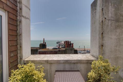 2 bedroom flat for sale, Old Steine, Brighton BN1