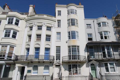 2 bedroom flat for sale, Old Steine, Brighton BN1