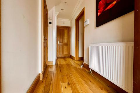 3 bedroom semi-detached house for sale, Manton Drive, Luton, Bedfordshire