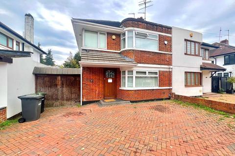 3 bedroom semi-detached house for sale, Manton Drive, Luton, Bedfordshire