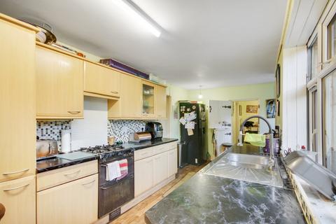 51 Copthorne Road, Felbridge, East Grinstead, RH19 2PB