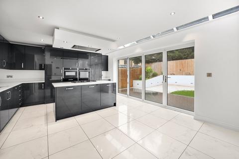 undefined, Phipps Lane, Burtonwood, WA5