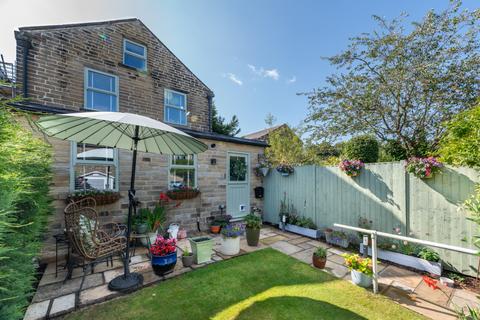 undefined, Club Row, Wilsden, BD15