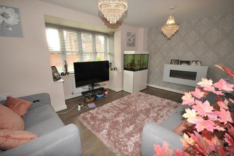 4 bedroom detached house for sale, Hanging Barrows, Boughton