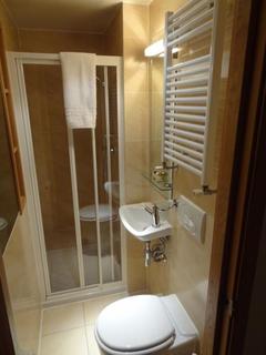undefined, 30-31 Cartwright Gardens, London, Greater London, WC1H