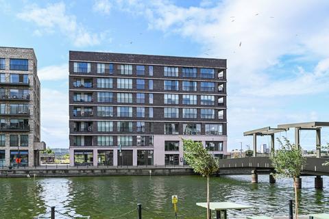 2 bedroom flat to rent, Royal Albert, Gallions Reach, London, E16