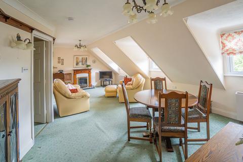 1 bedroom retirement property for sale, Brooklands Hockley Road, Rayleigh - SS6
