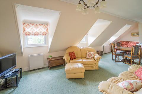 1 bedroom retirement property for sale, Brooklands Hockley Road, Rayleigh - SS6