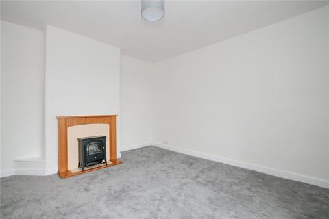 2 bedroom flat to rent, St. James Place, Shipley BD17