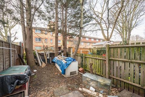 2 bedroom terraced house for sale, Blanch Close, Peckham, London, SE15