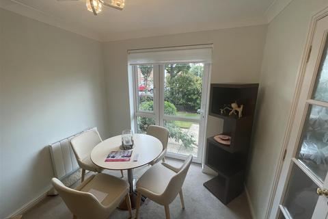 undefined, Telegraph Road, Heswall, Wirral
