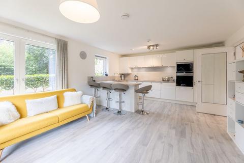 2 bedroom flat for sale, Broomhill Avenue, Glasgow G11