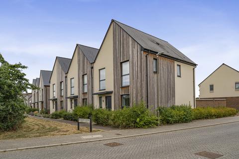 3 bedroom end of terrace house for sale, Braeburn Avenue, Bicester, OX27