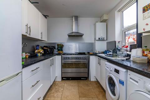 6 bedroom terraced house for sale, Rothesay Avenue, Nottingham, NG7