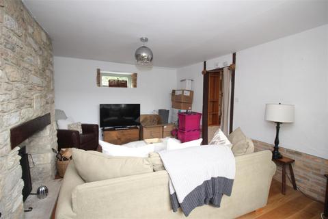 3 bedroom barn conversion to rent, Claverton