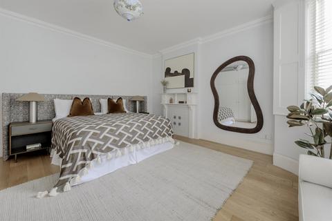 4 bedroom flat for sale, Holland Park, London, W11