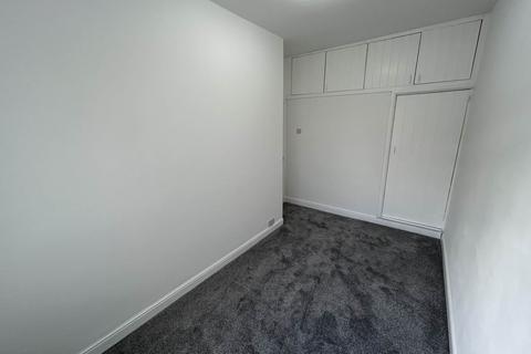 41 Eaves Lane, Chadderton, Oldham, OL9 8RG