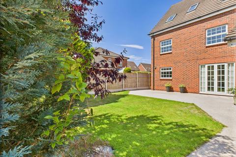 5 bedroom detached house for sale, Chadwicke Close, Nantwich CW5