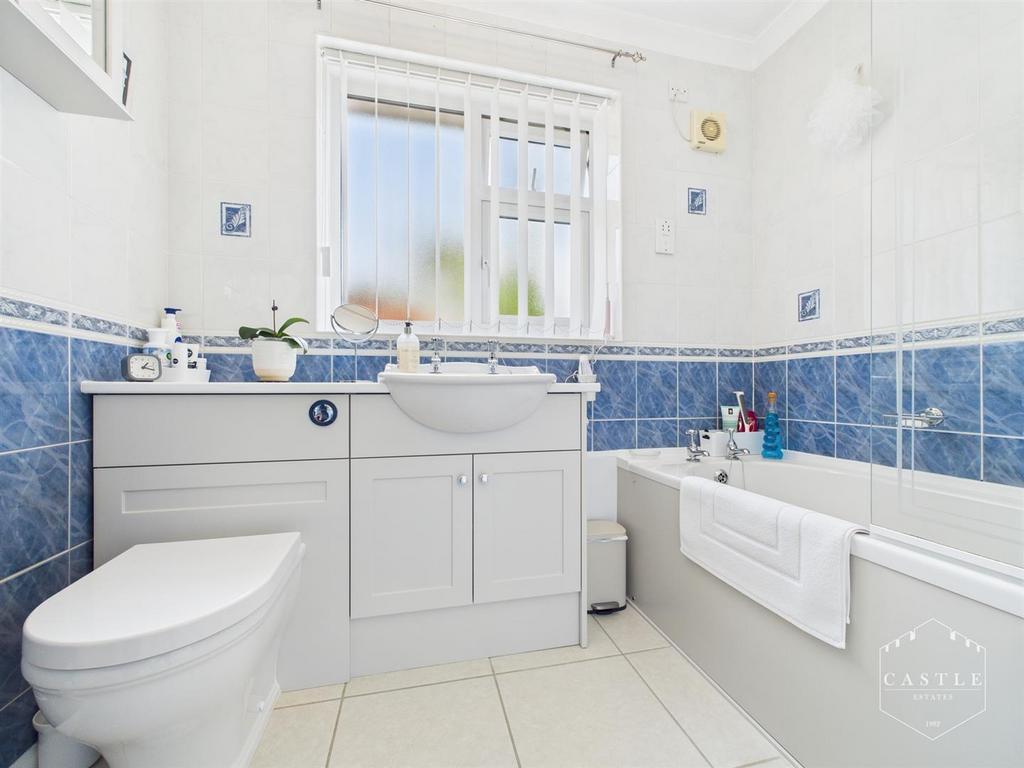 Family bathroom